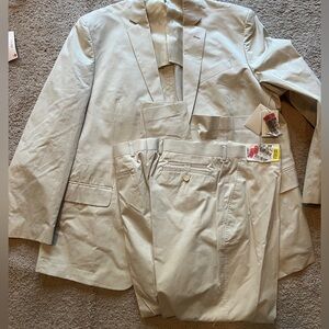 Light khaki/stone colored suit